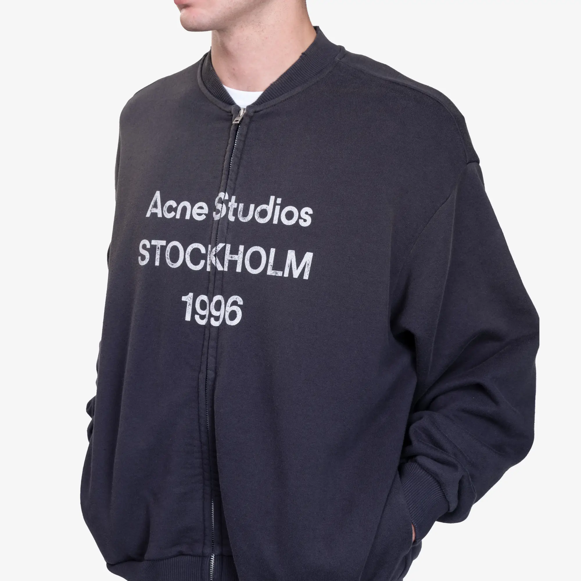 1981M Trompe Loeil Baggy Fit Jeans - Image 12