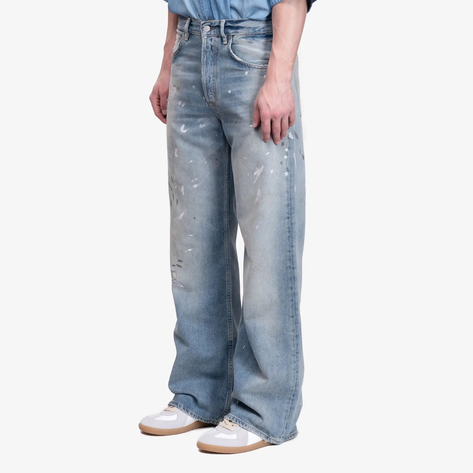 2021M Trafalgar Loose Fit Jeans - Image 3