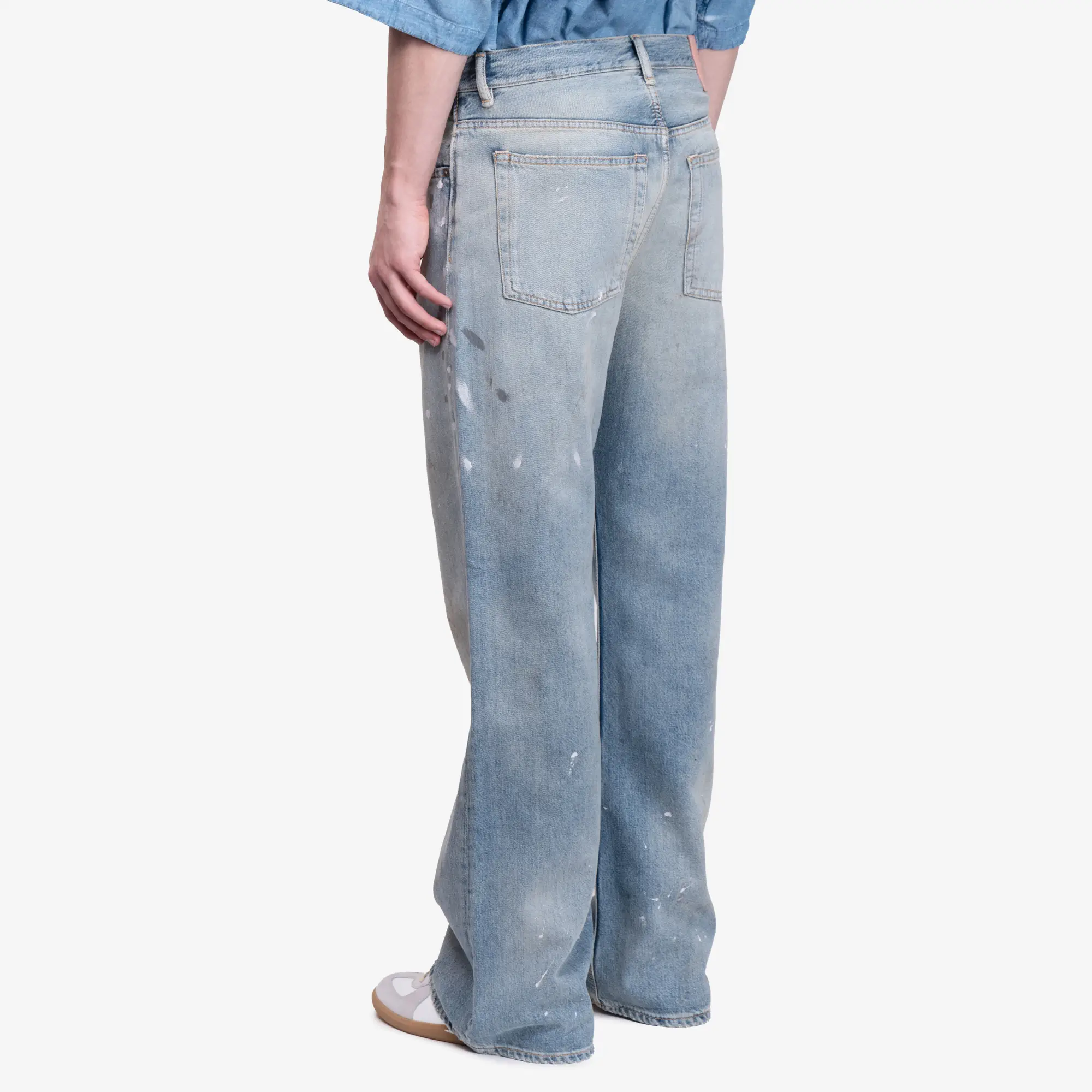 2021M Trafalgar Loose Fit Jeans - Image 4