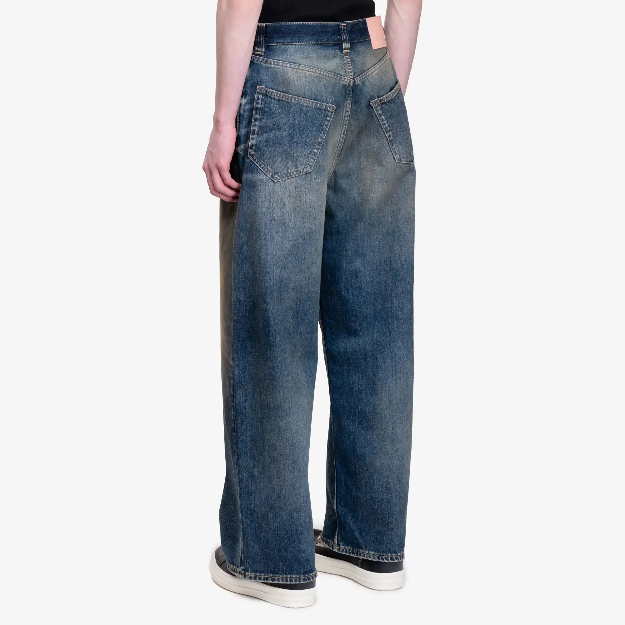 2023U Rocka Loose Fit Jeans - Image 4