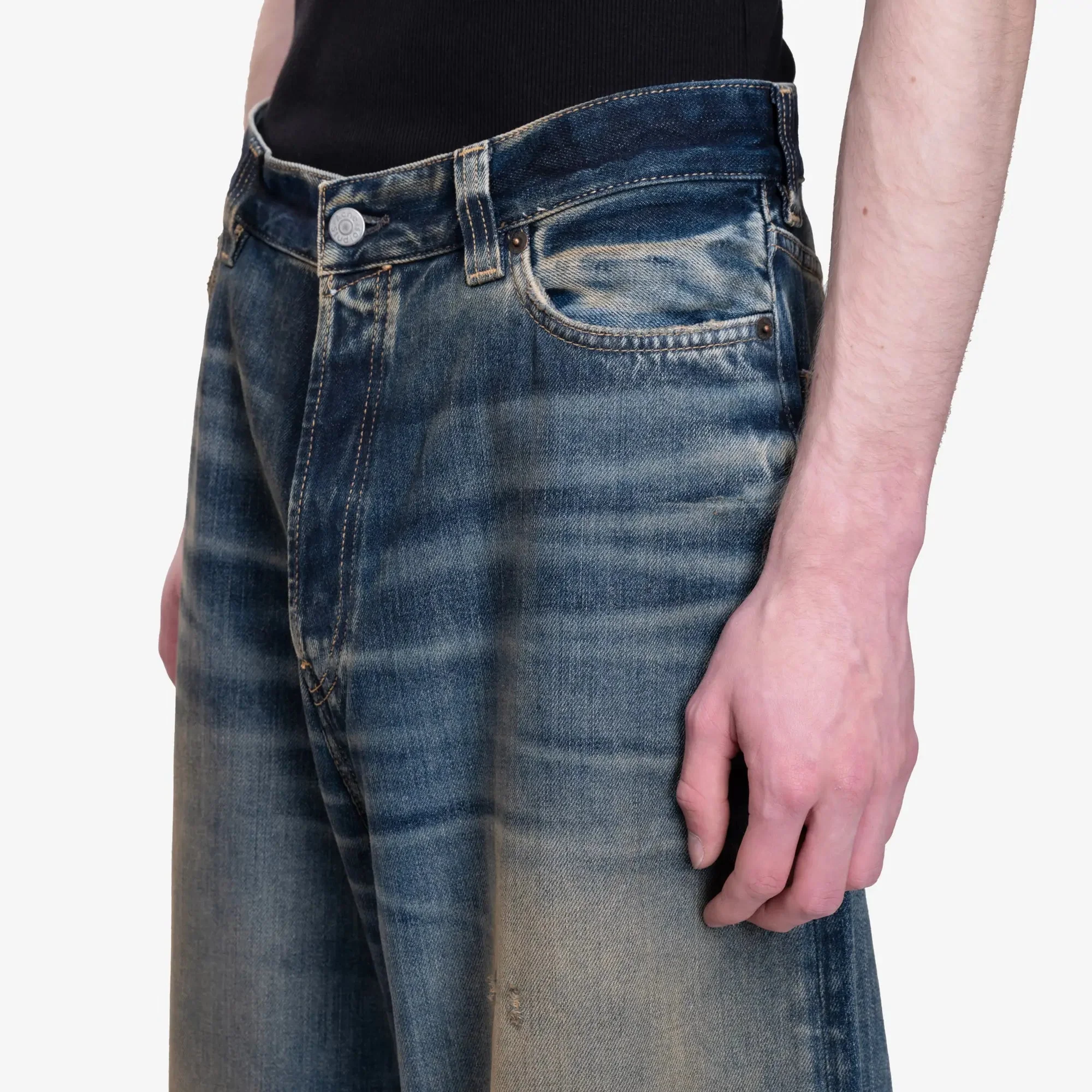 2023U Rocka Loose Fit Jeans - Image 5