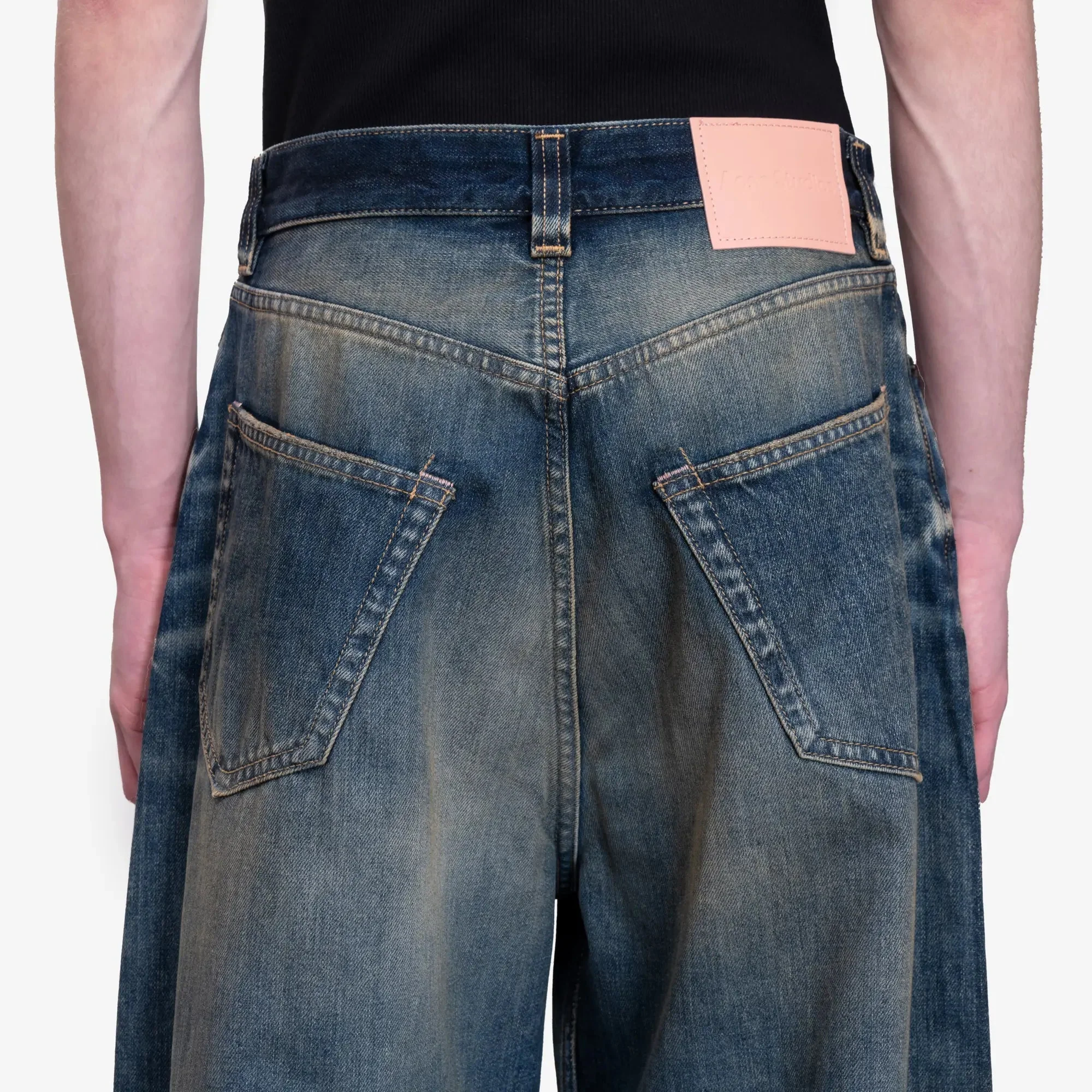 2023U Rocka Loose Fit Jeans - Image 6