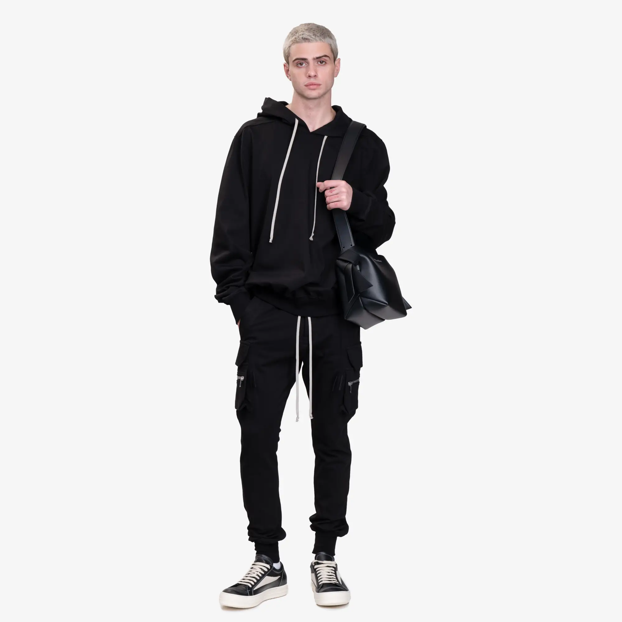 Musubi Black Mini Shoulder Bag - Image 3
