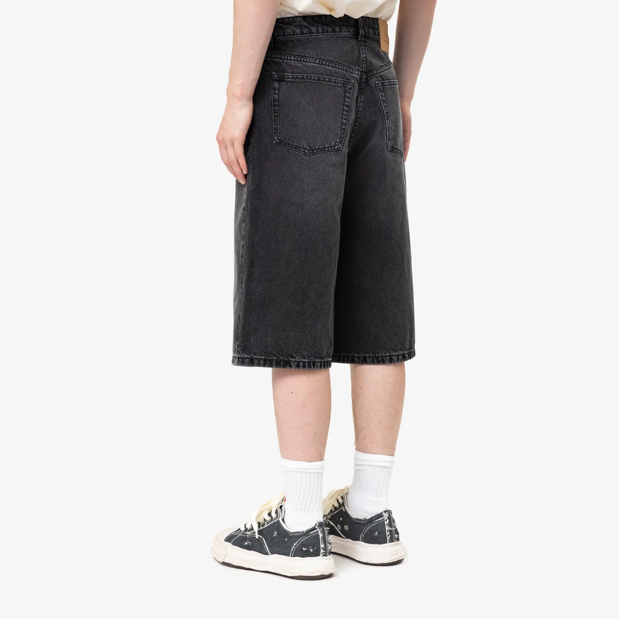 Large Fit Bermuda Shorts - Image 4