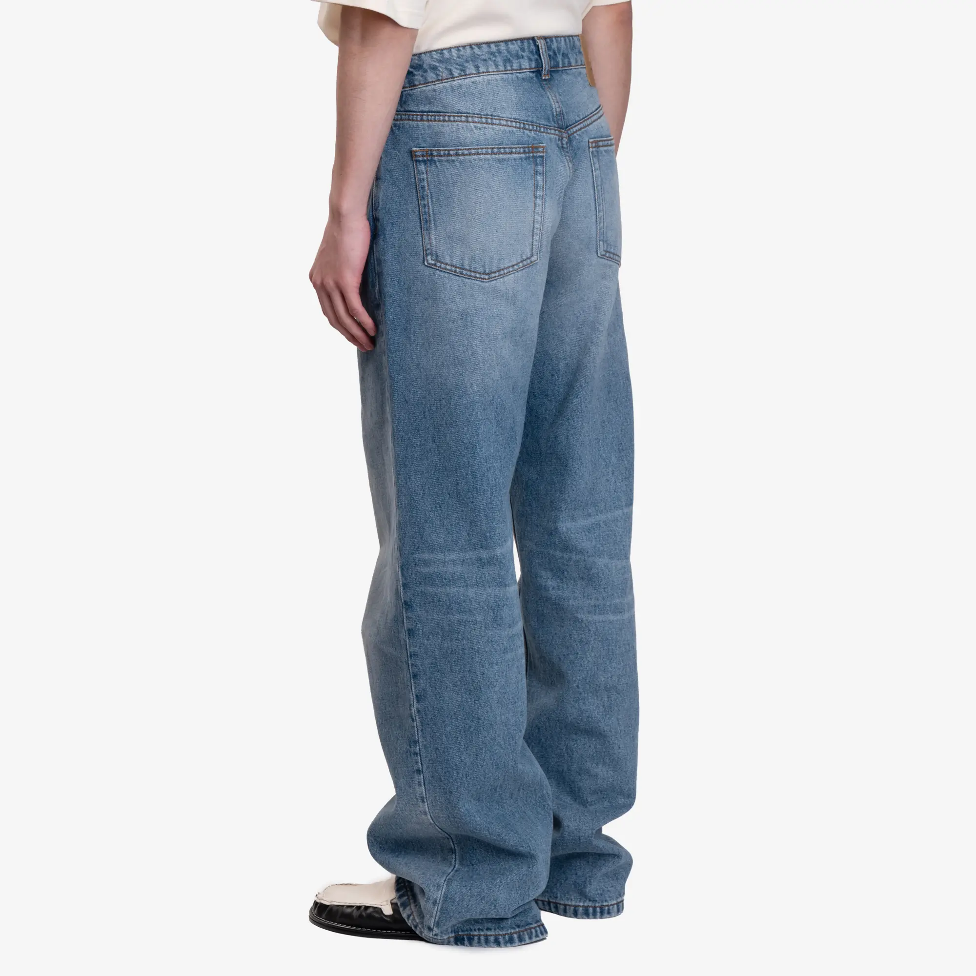 Large Fit Jeans - Image 4