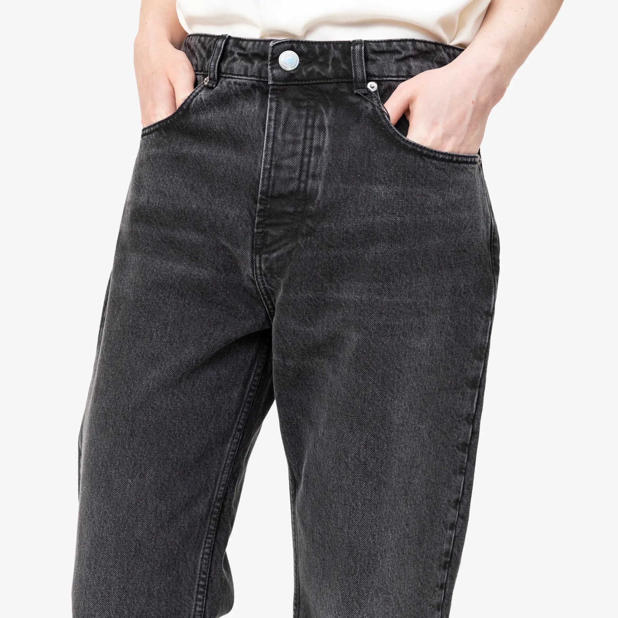 Large Fit Jeans - Image 5