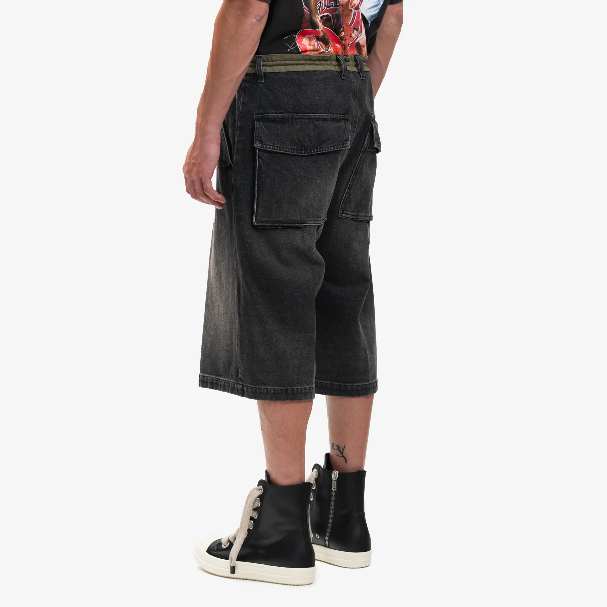 Andre Loose Denim Shorts - Image 3