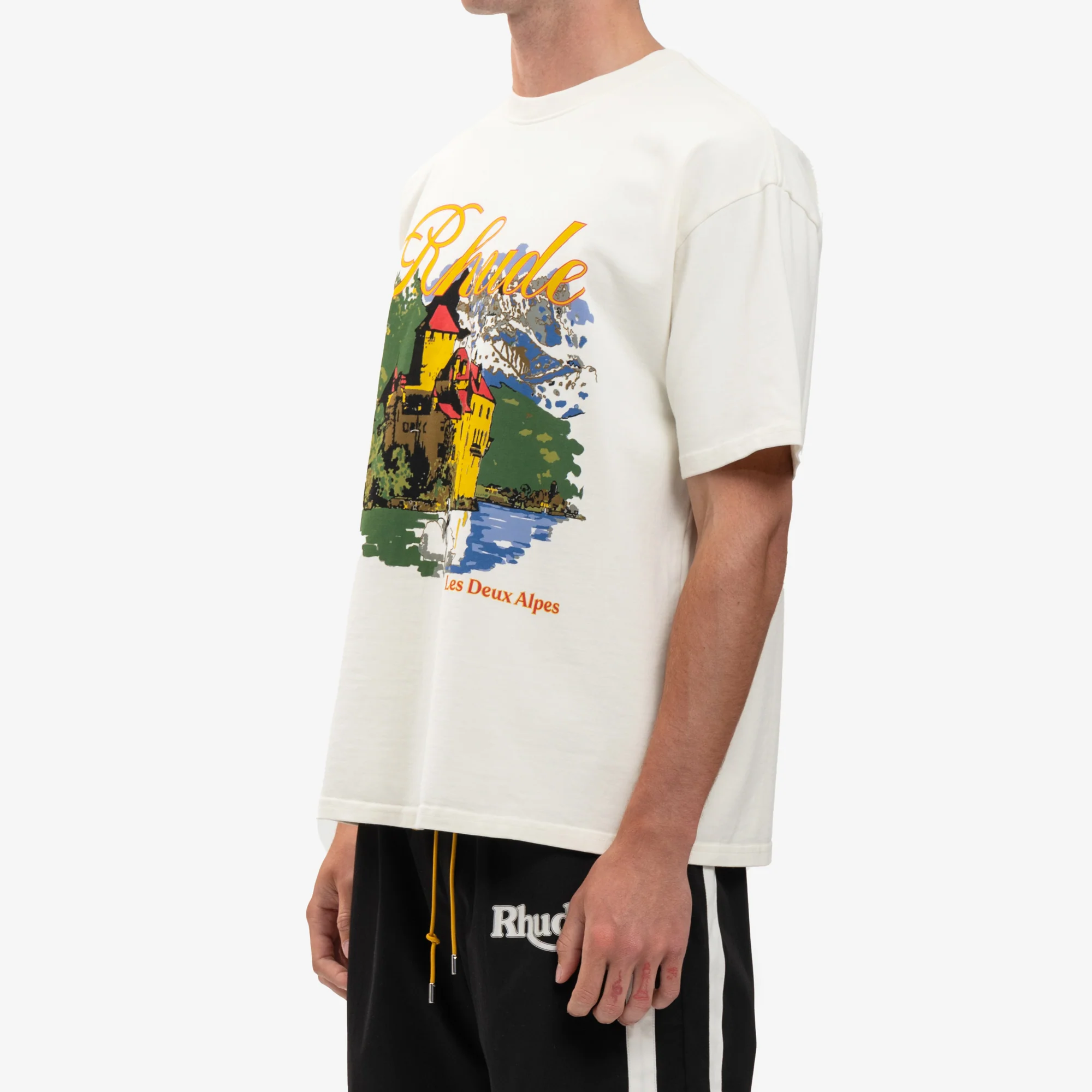 Chateau Alpes Vintage T-Shirt - Image 3