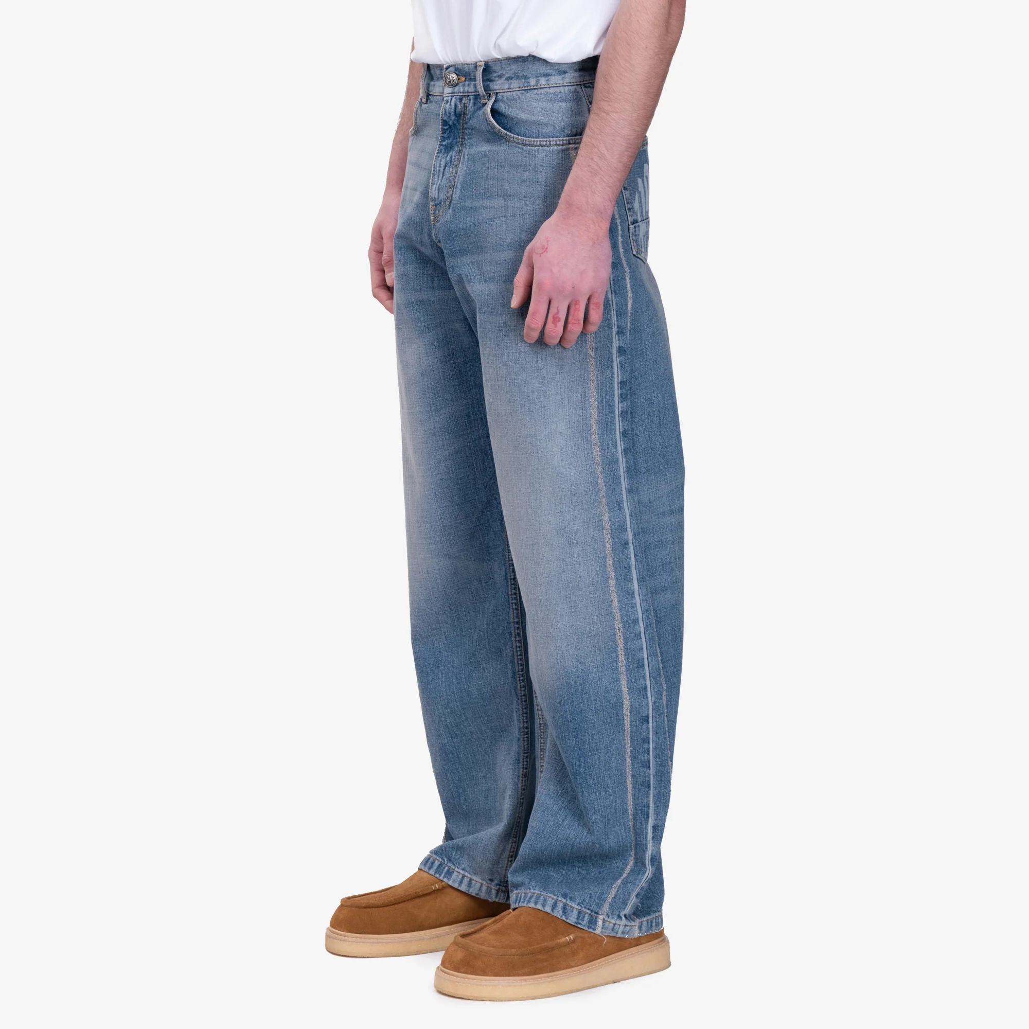 Curved Logo Loose Jeans - Image 3