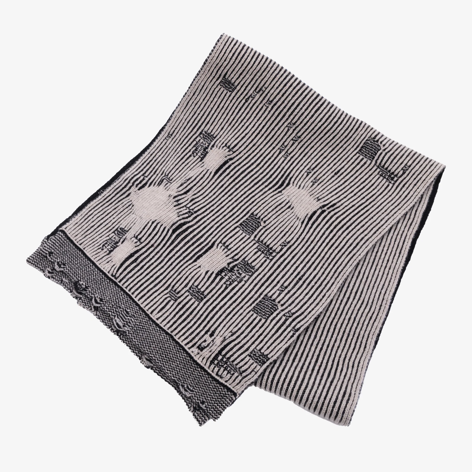 Destroyed Rib Scarf - Image 3