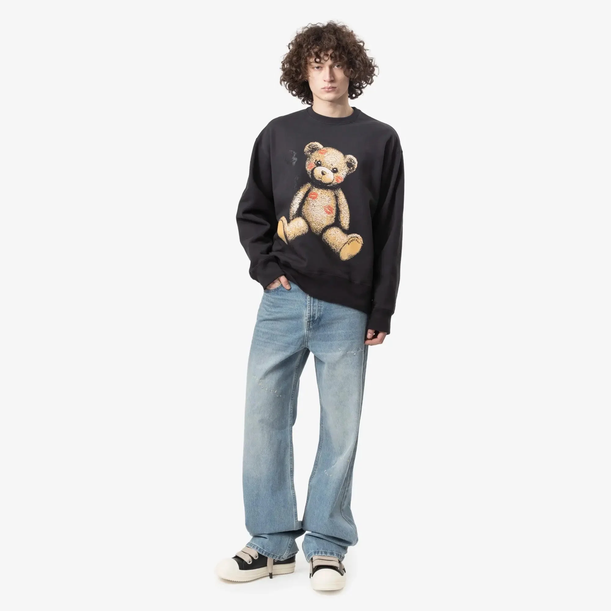 Big Kiss Sweatshirt - Image 2