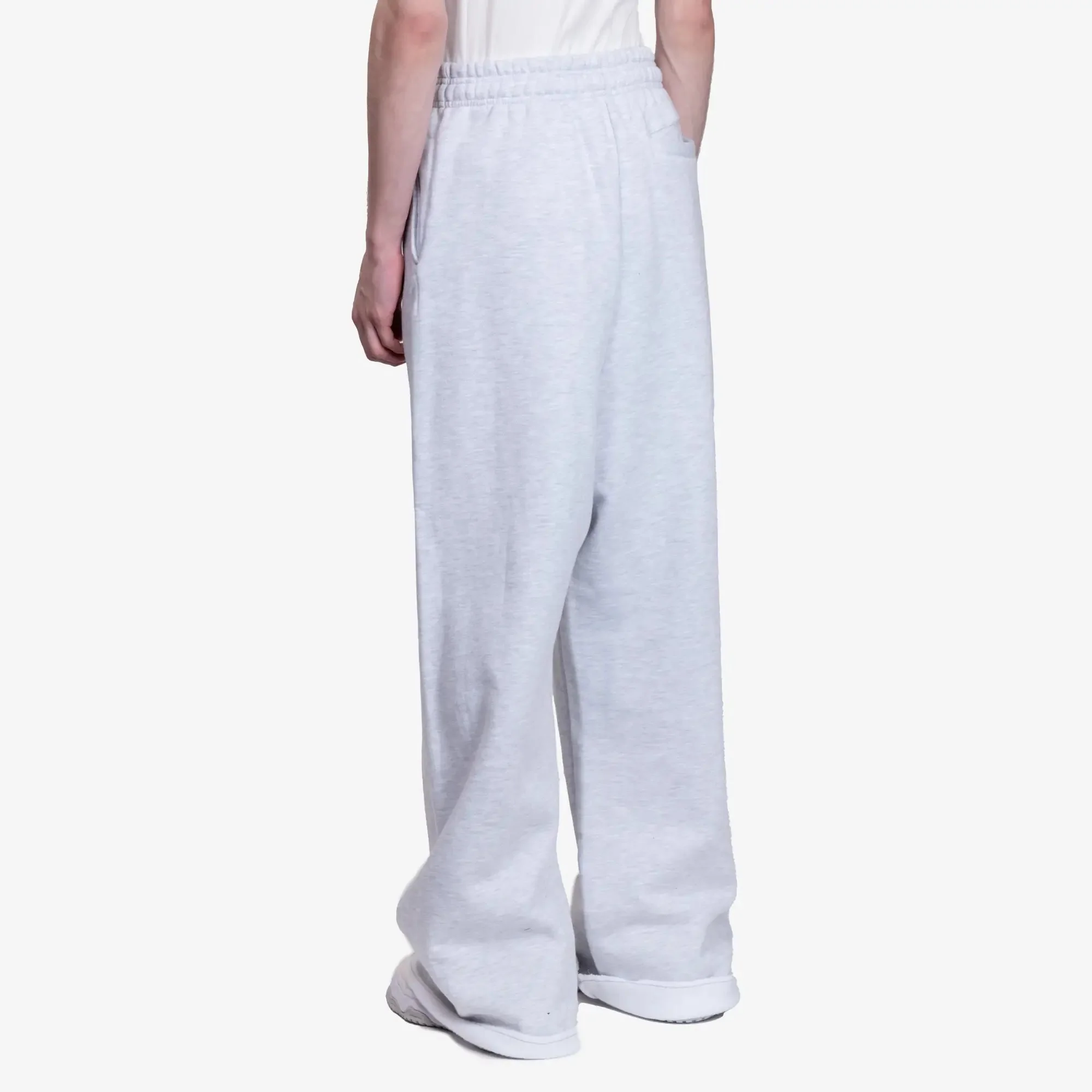 Full Sweatpants - Image 4