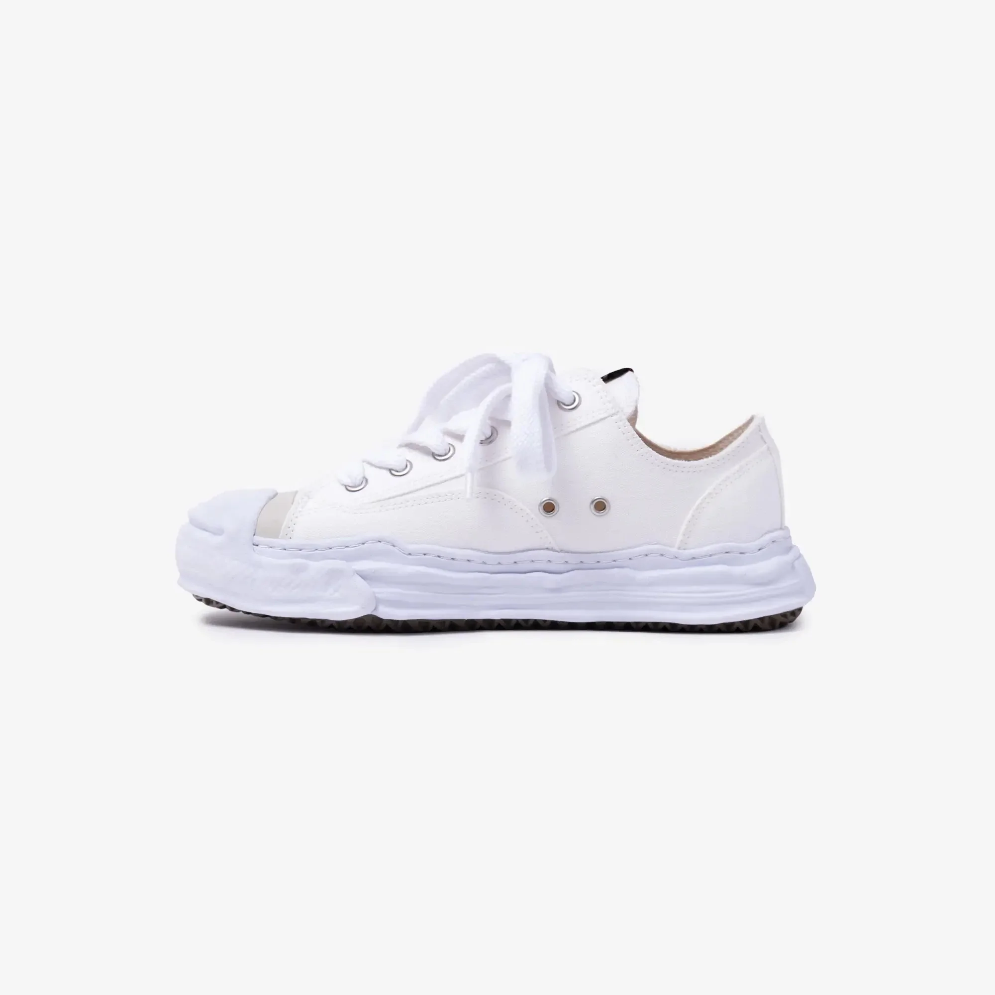 Hank Canvas Low-Top White Sneakers - Image 4