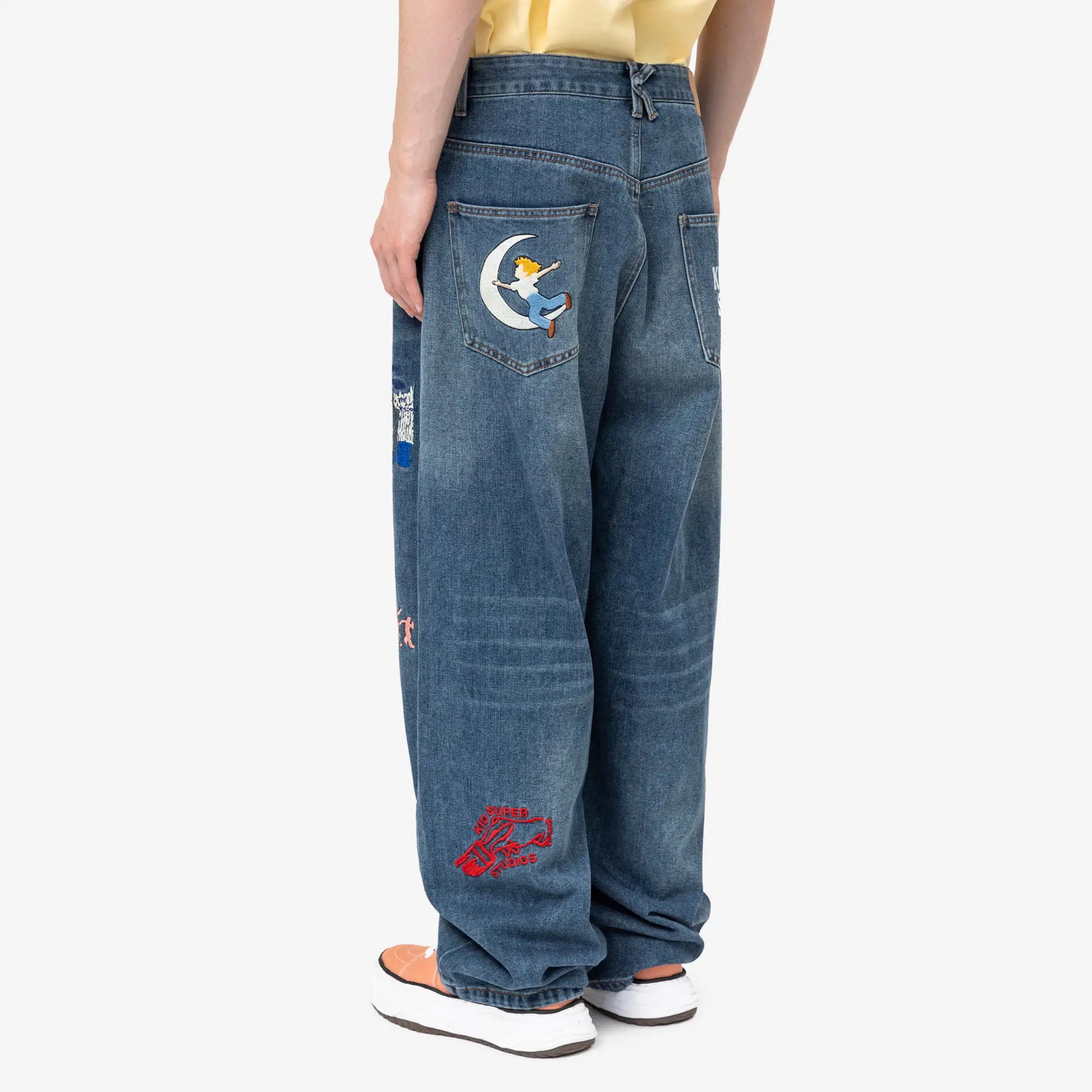 Embroidered Paintings Balloon Jeans - Image 4