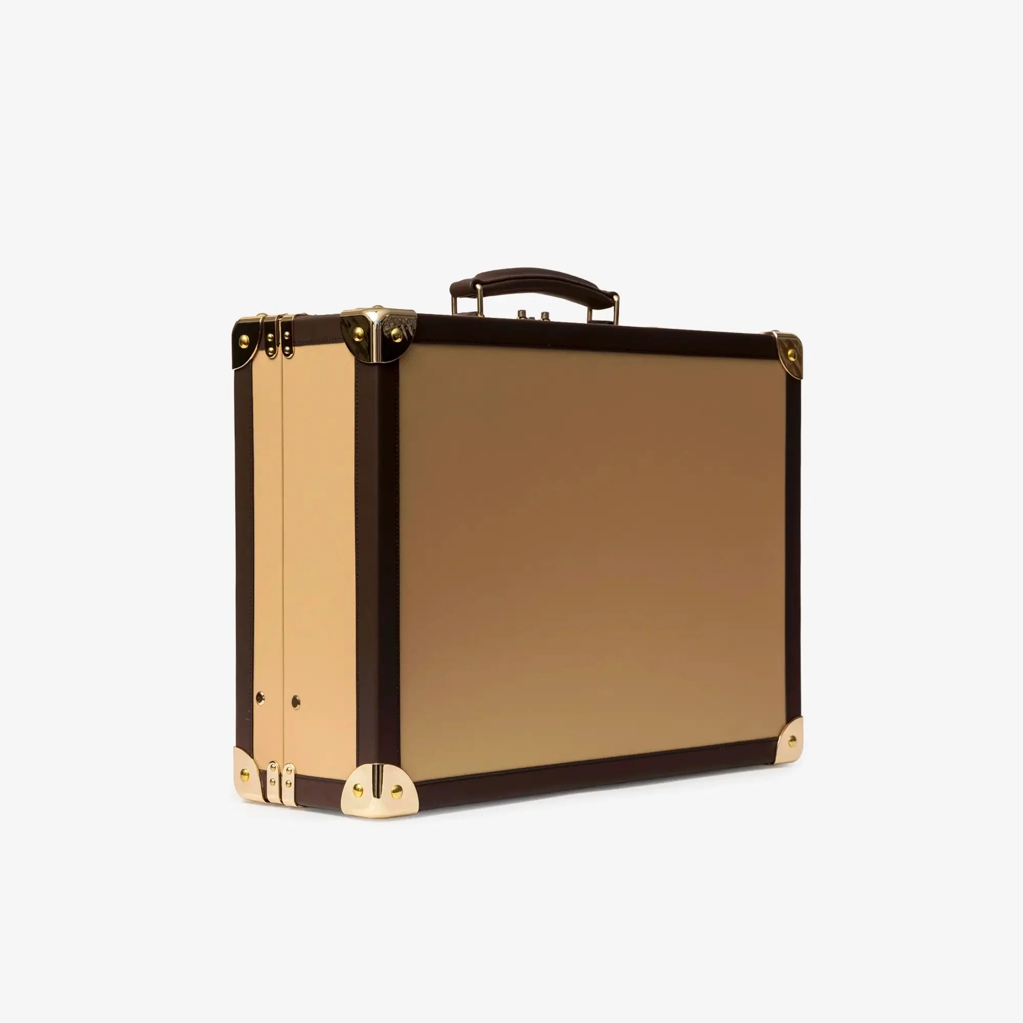 Mercedes Benz Trunk - Image 4