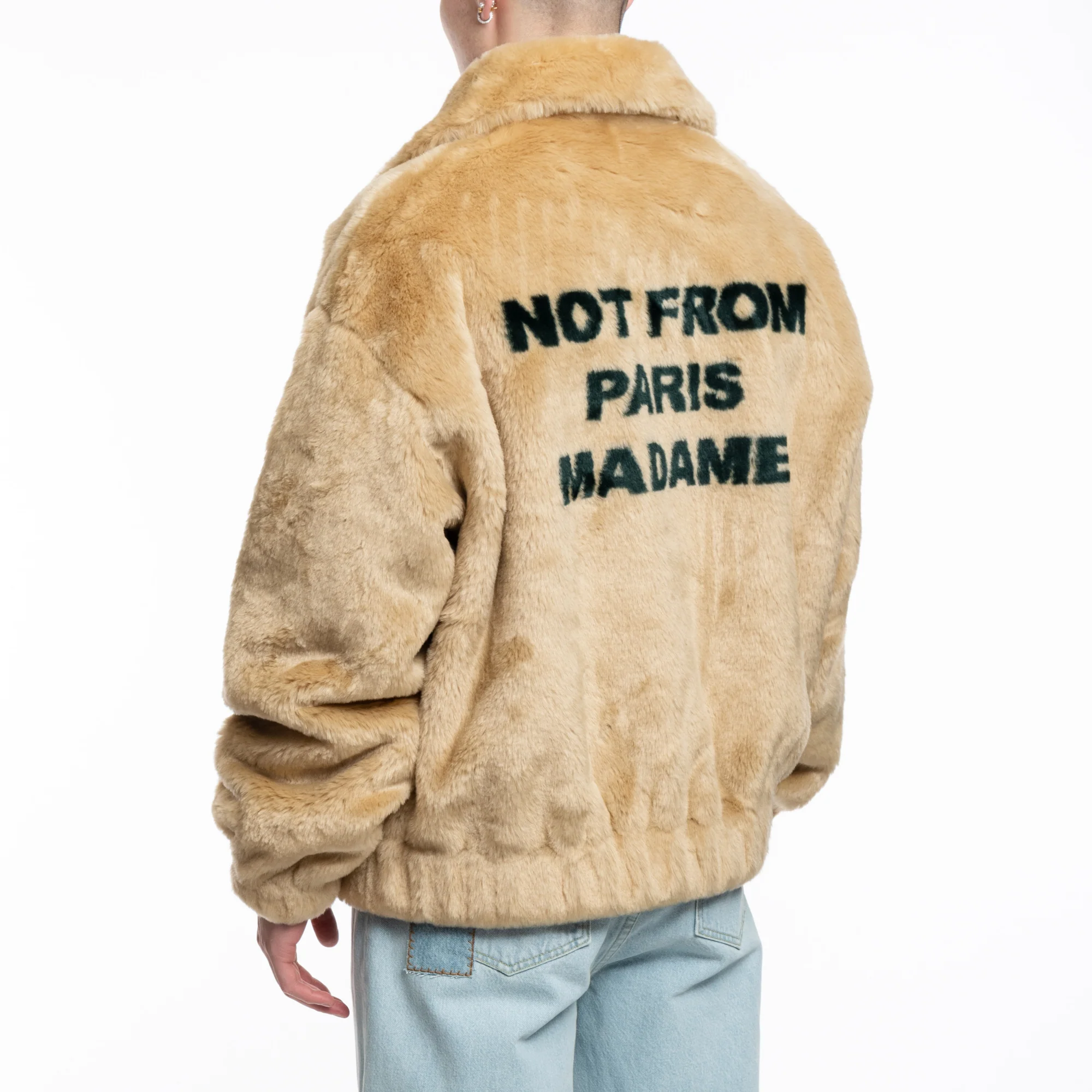 La Fausse Fourrure Slogan - Image 4