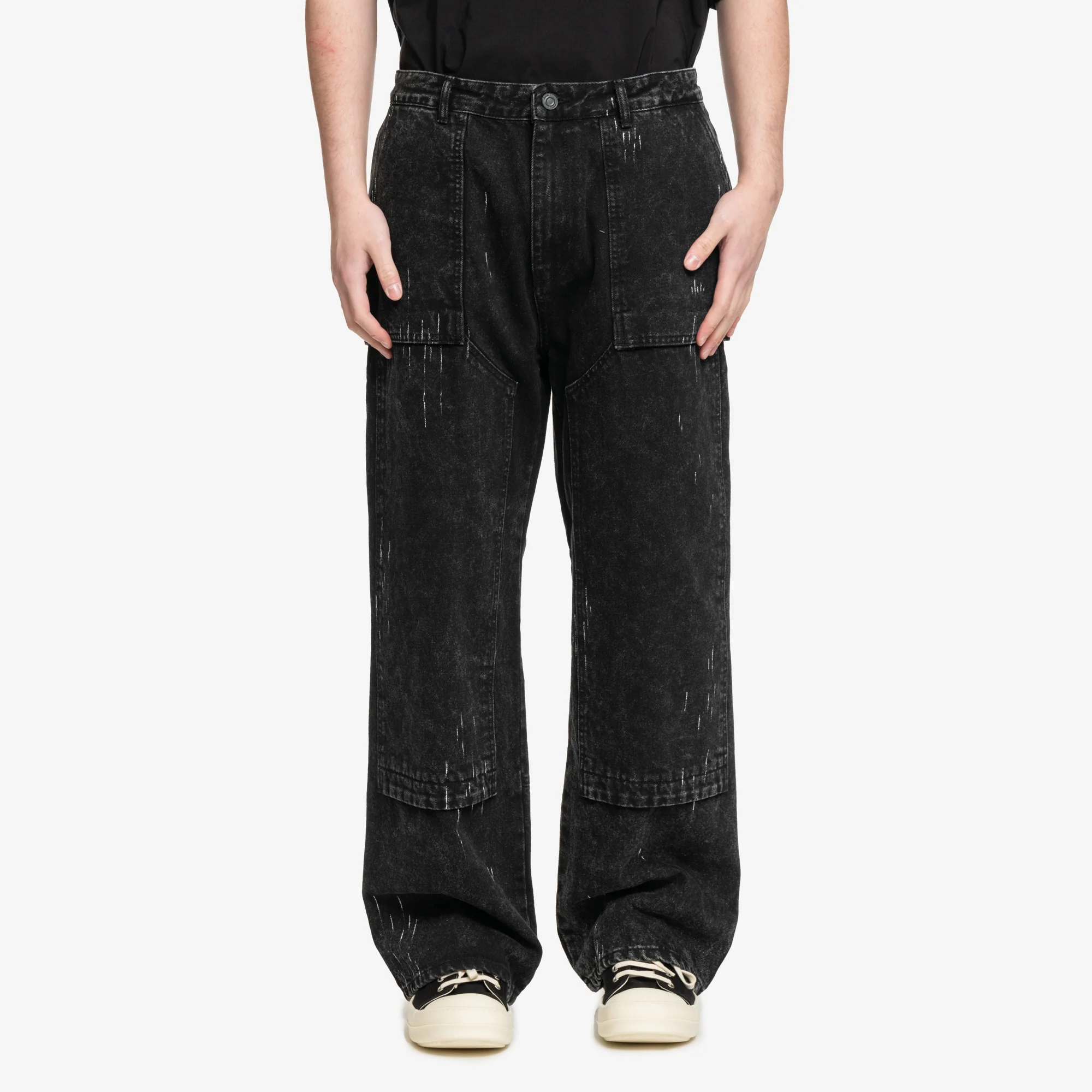 Loose Fit Painter Jeans