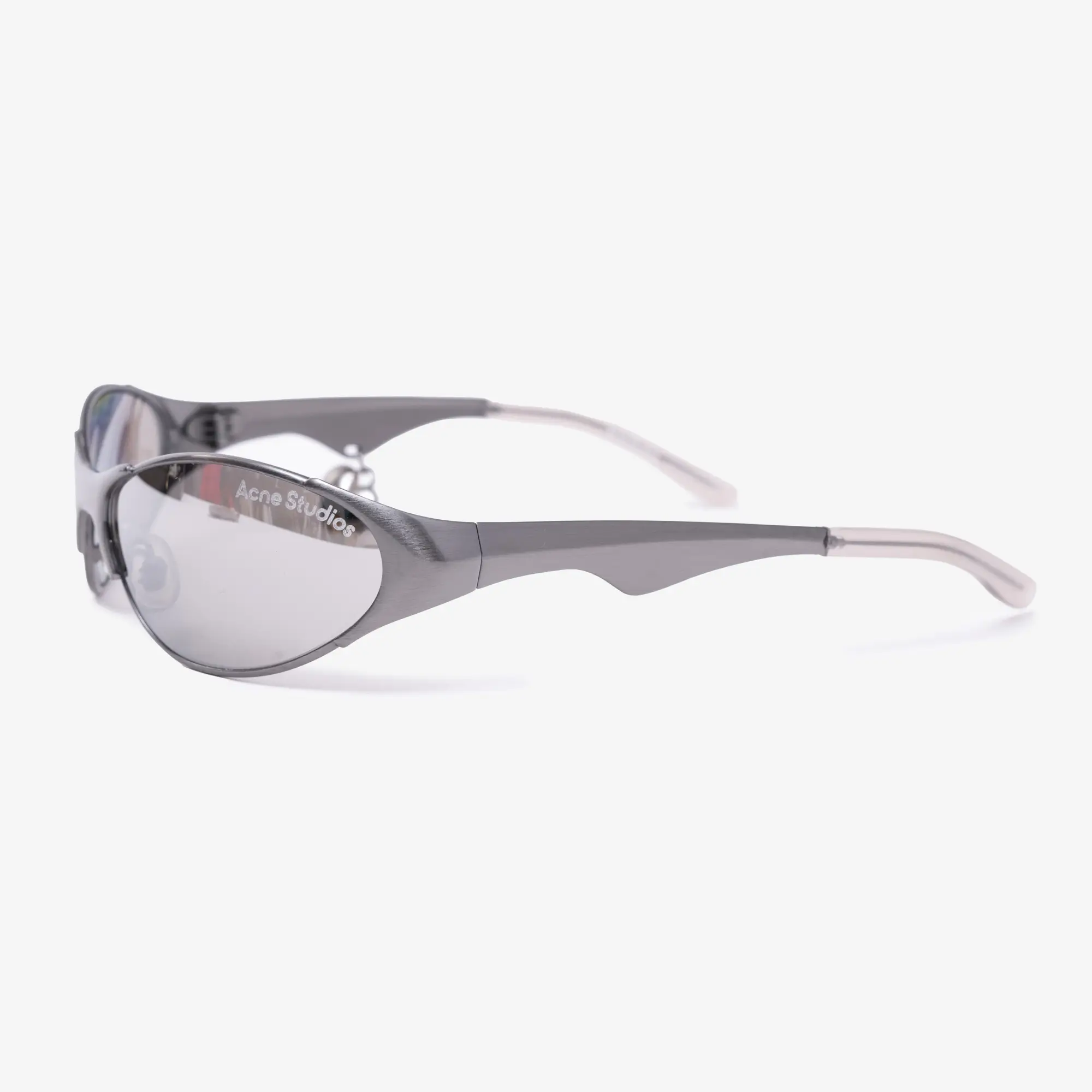 Metal Frame Charm Sunglasses - Image 3