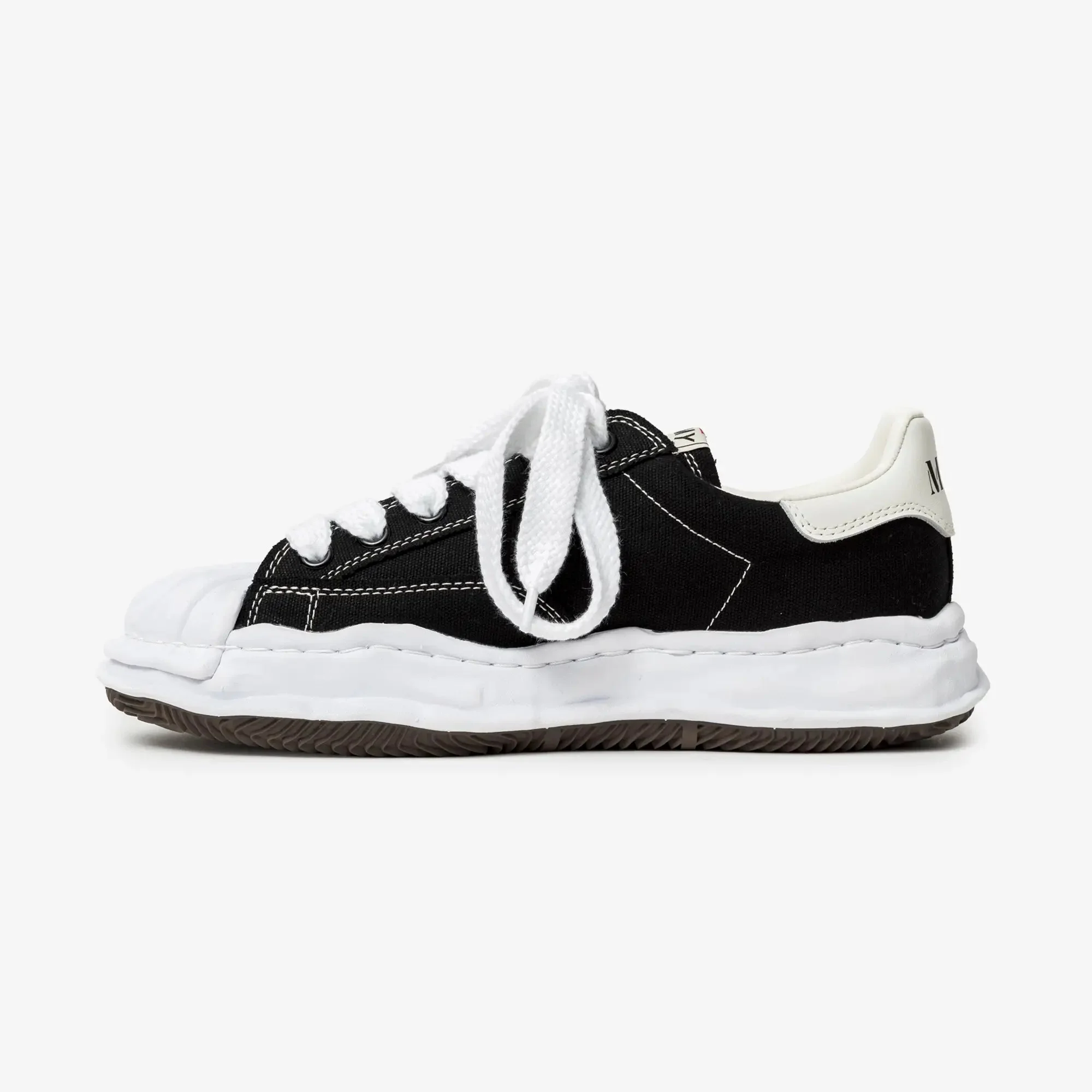 Blakey Canvas Low-Top Sneakers - Image 3
