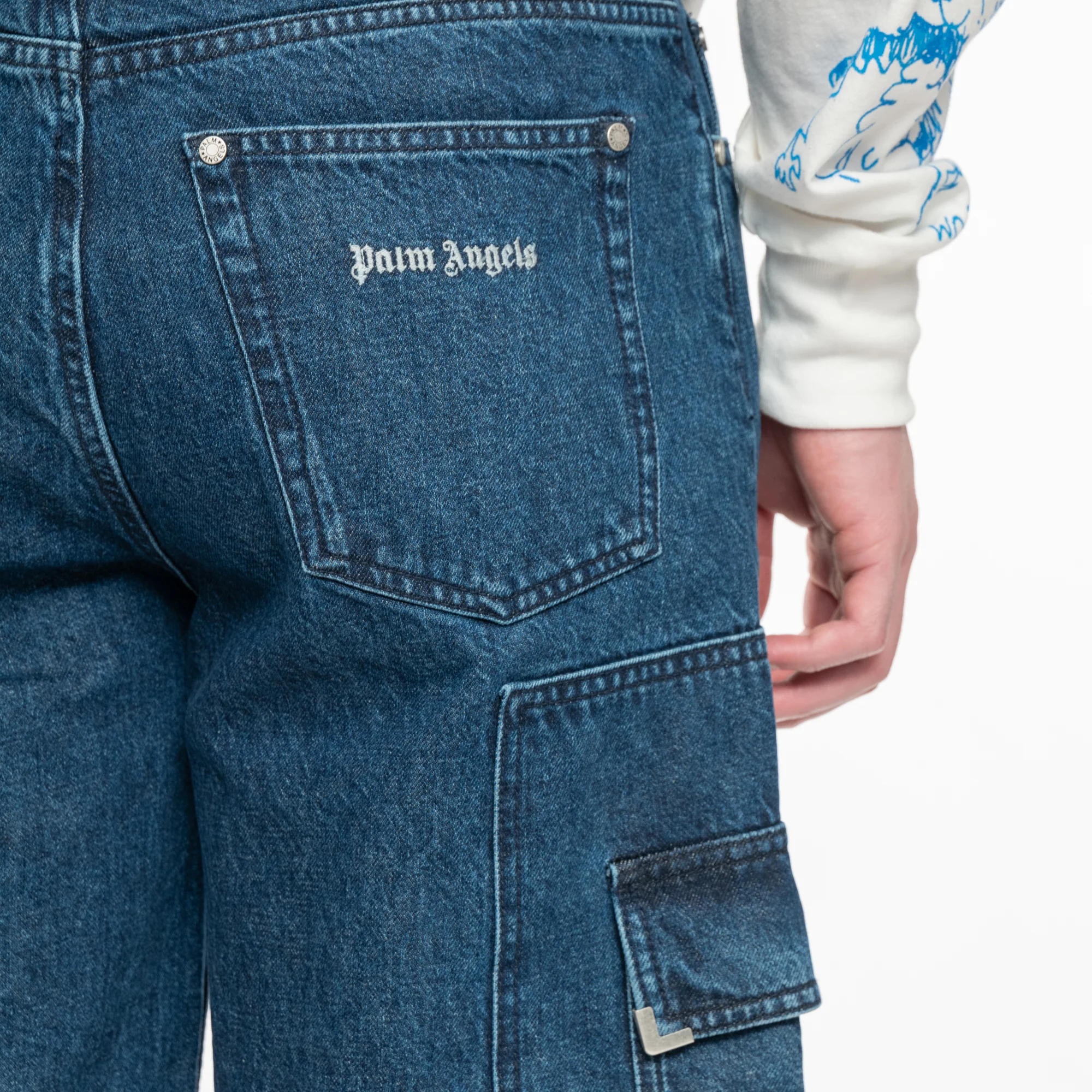 MW Metal Frame Cargo Denim Shorts - Image 5