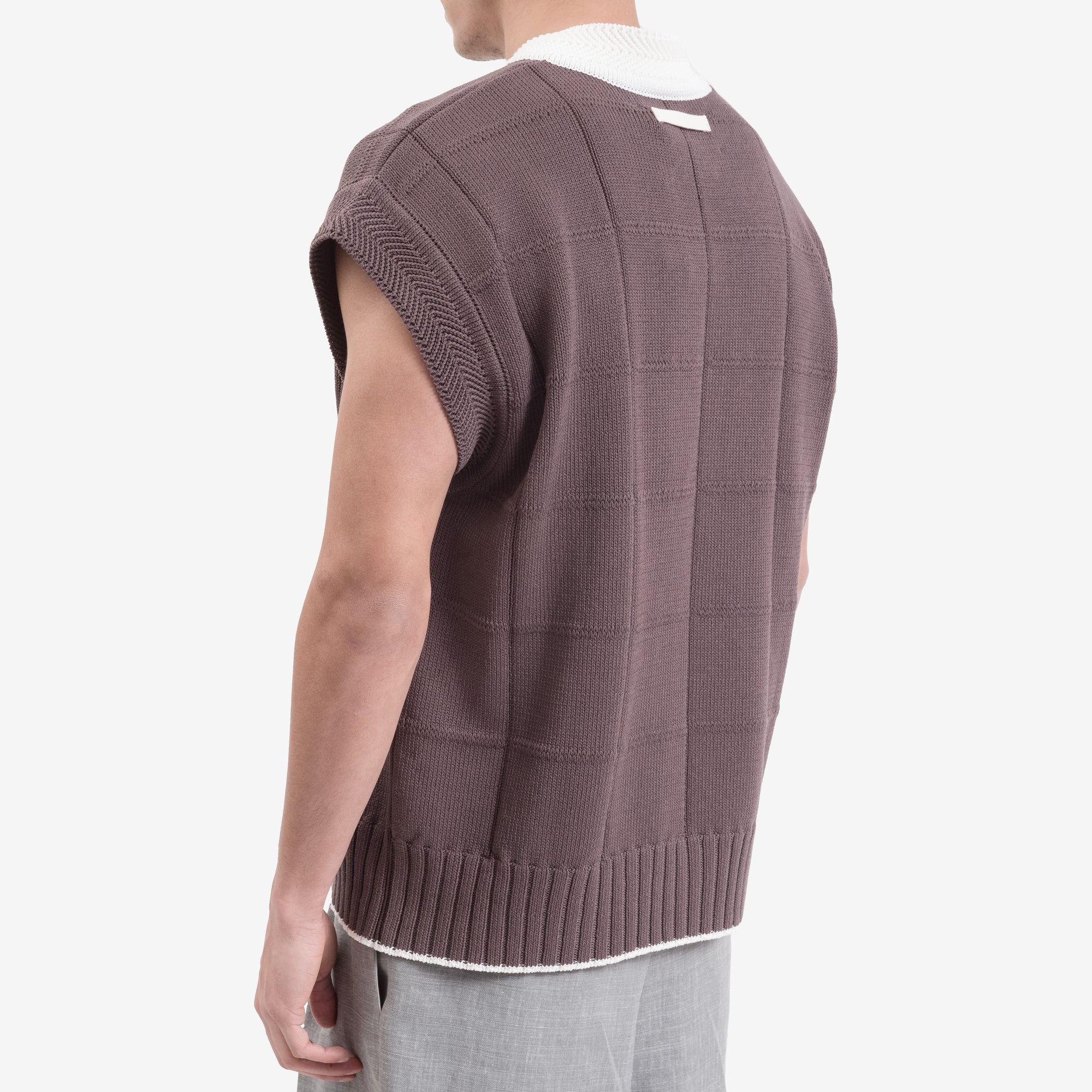 Oversize Stitch Vest - Image 4