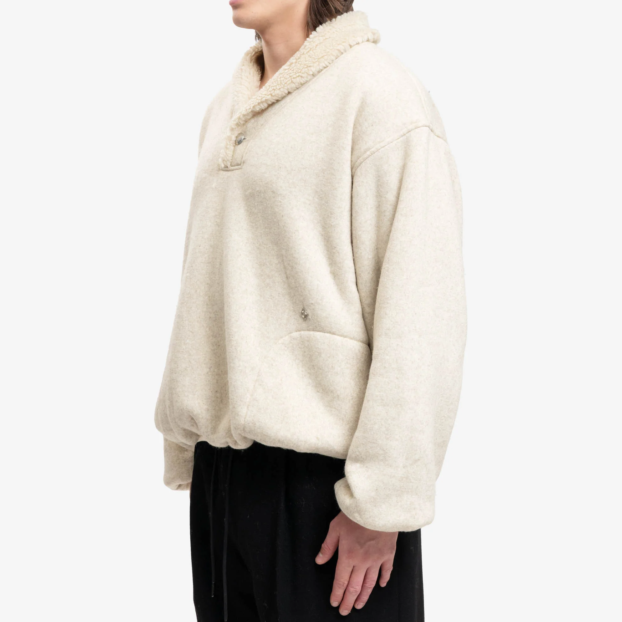 Oversized Boa Sweater - Image 3