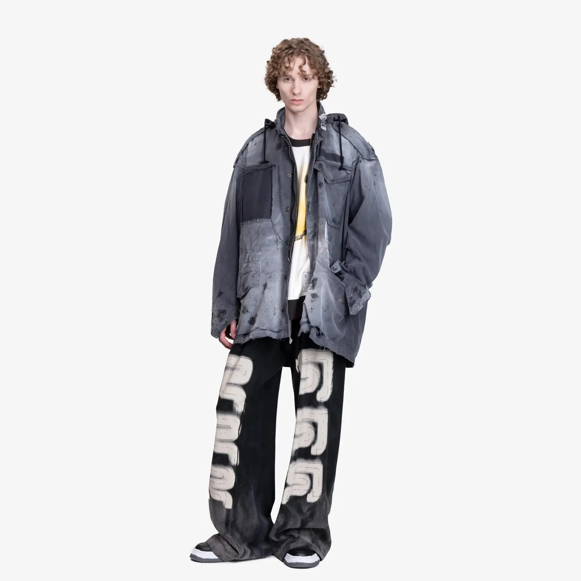 R Logo Faster Flight Sweatpants - Image 2