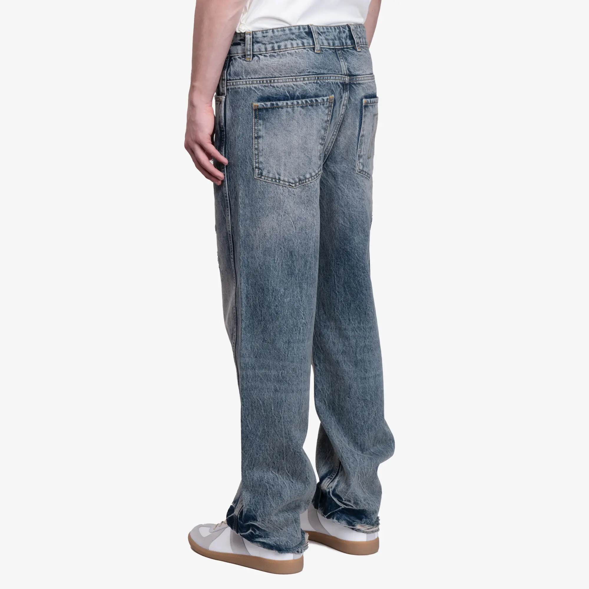 R3 Distressed Baggy Jeans - Image 4