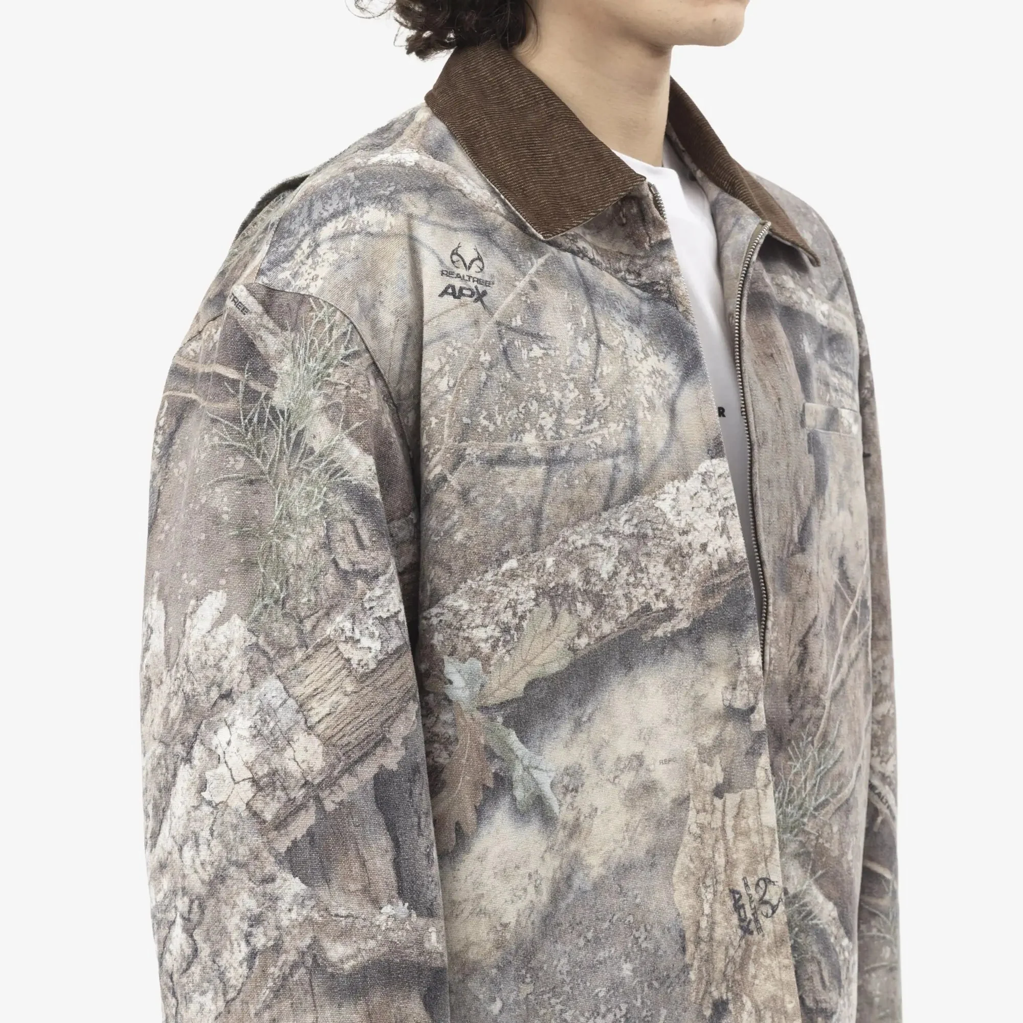 Real Tree Camo Trucker Jacket - Image 5