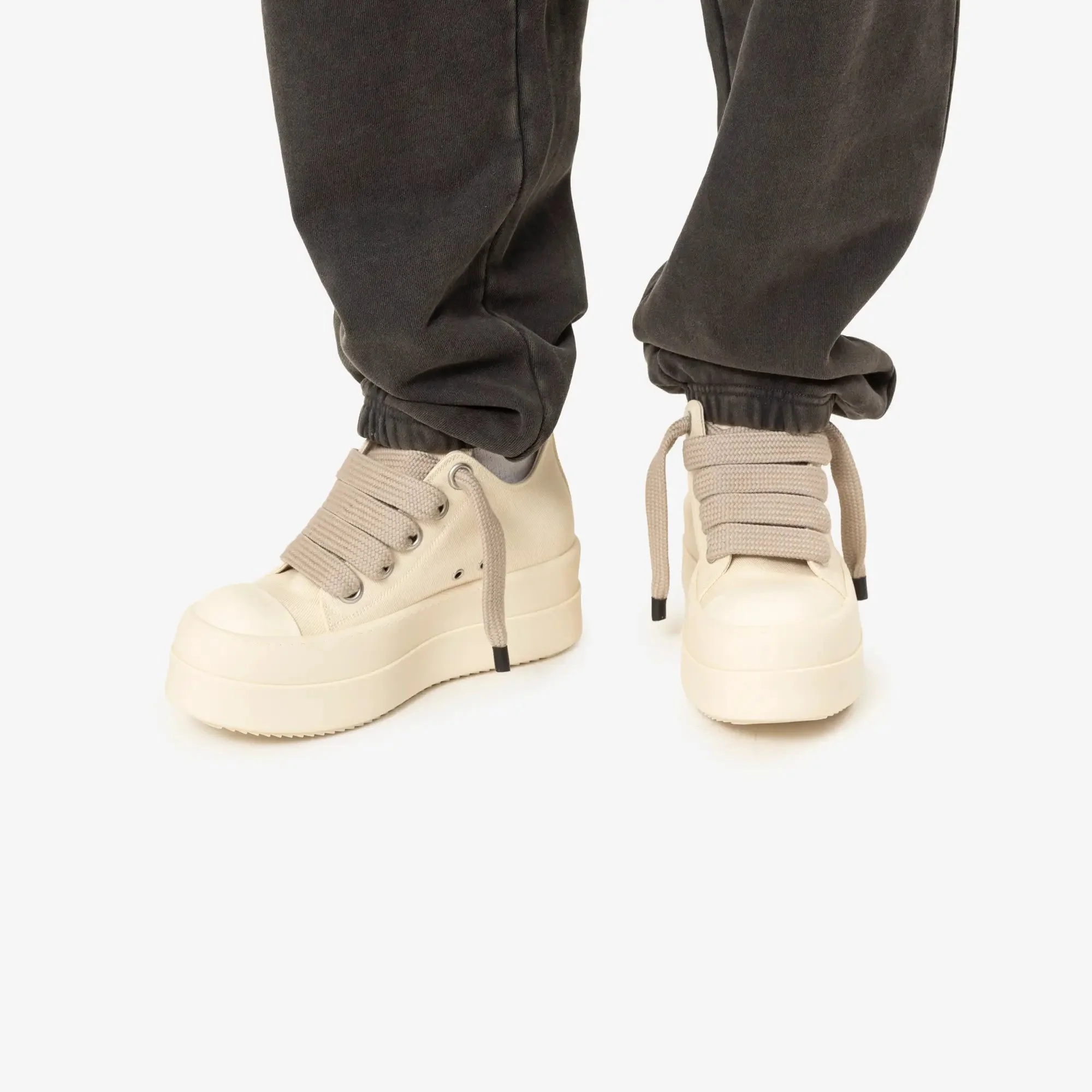 Mega Bumper Jumbolace Low-Top Sneaks - Image 2