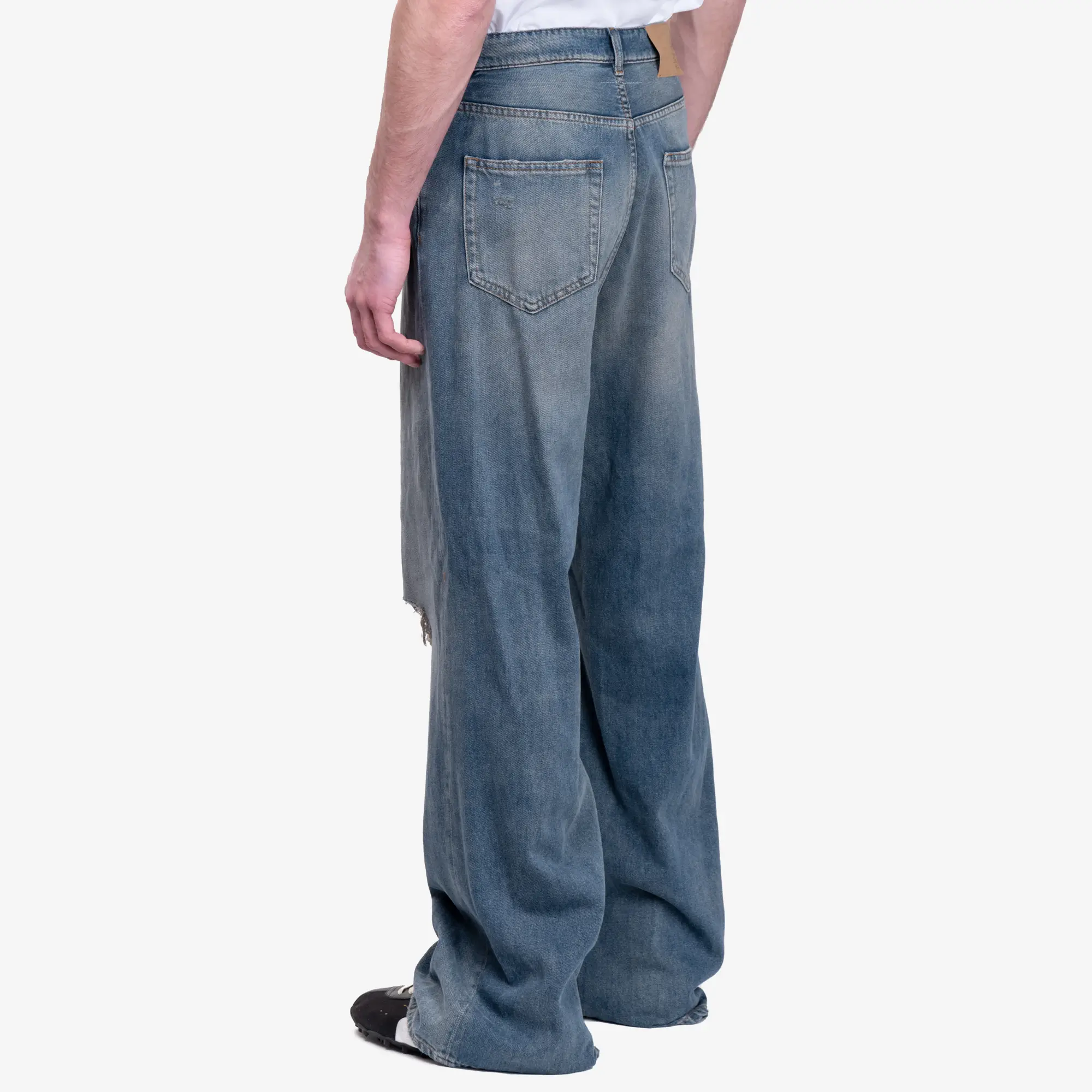 Ripped Wide Leg Jeans - Image 4