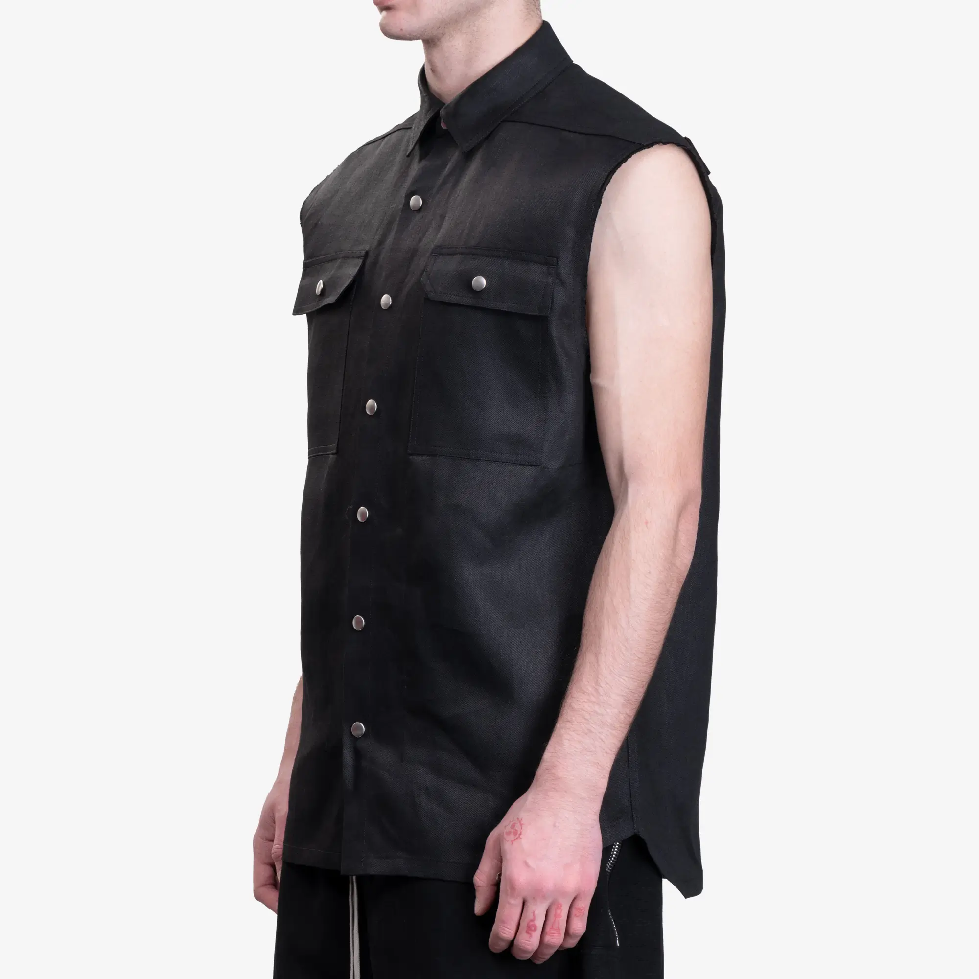 Sleeveless Jumbo Outershirt - Image 3