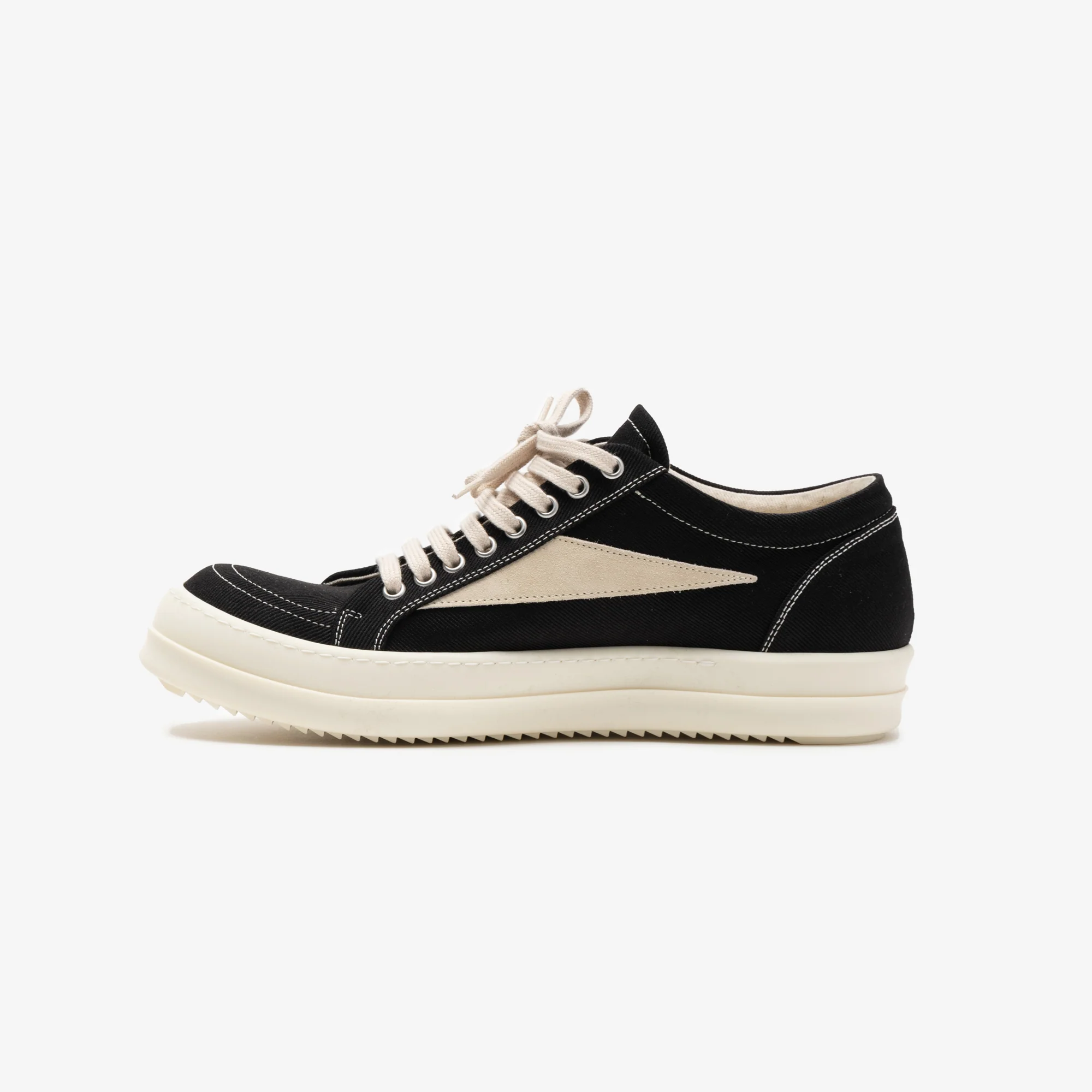 Vintage Sneaks - Image 4