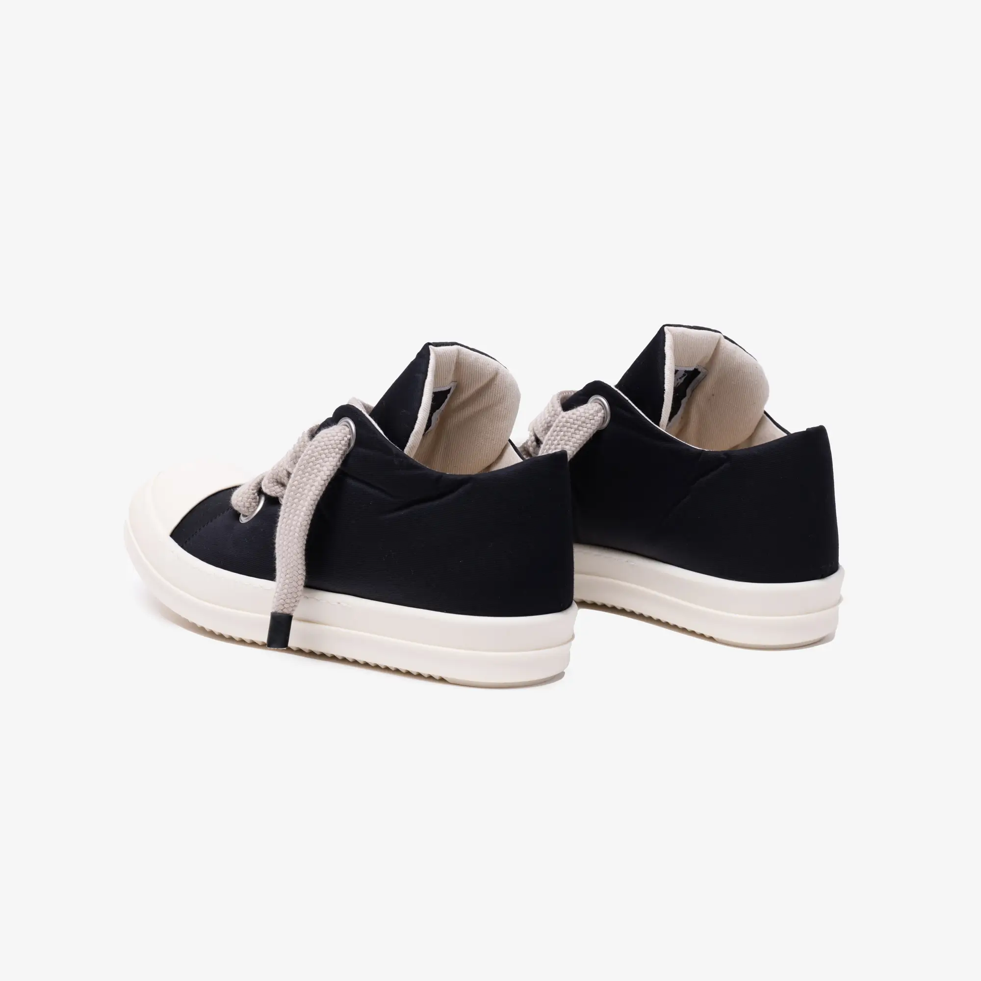 Womens Jumbo Lace Puffer Low-Top Sneaks - Image 2